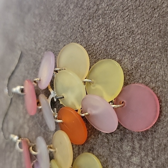 VTG 1990s Rainbow Mod Acrylic Cascade Chandalier Dangle Hook Earrings - Picture 3 of 4